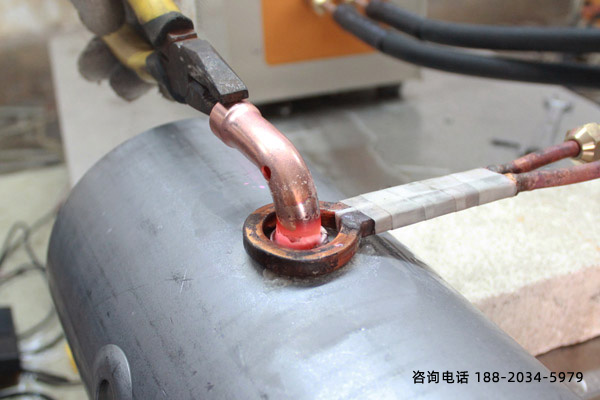 高頻感應(yīng)壓力釬焊機(jī)-焊頭拆換方法
