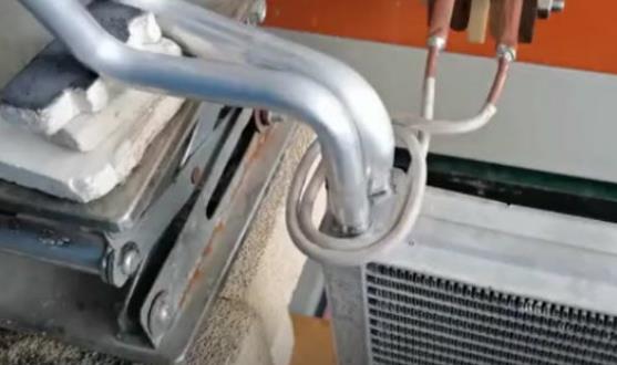 高頻焊機開合式感應釬焊 解決焊接后無法取出問題