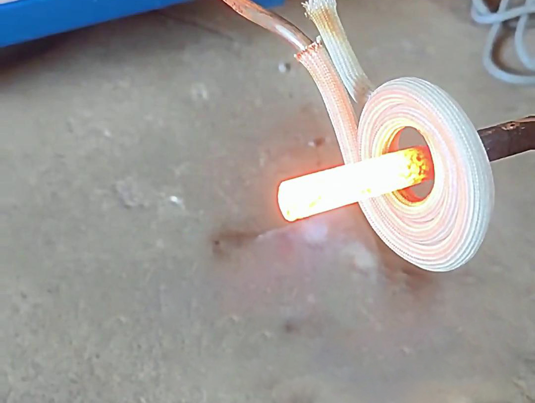 海拓 220V 高頻加熱機(jī)，解決金屬熱加工環(huán)節(jié)面臨諸多困擾