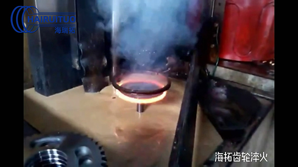 高頻淬火機(jī)床對齒輪自動淬火視頻案例