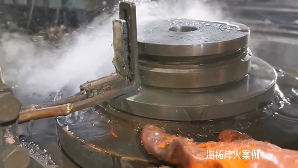 高頻淬火機(jī)床對工件零件表面淬火